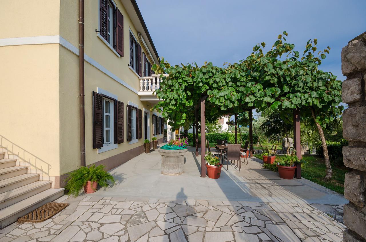 Apartment Aleksandra Rijeka Buitenkant foto
