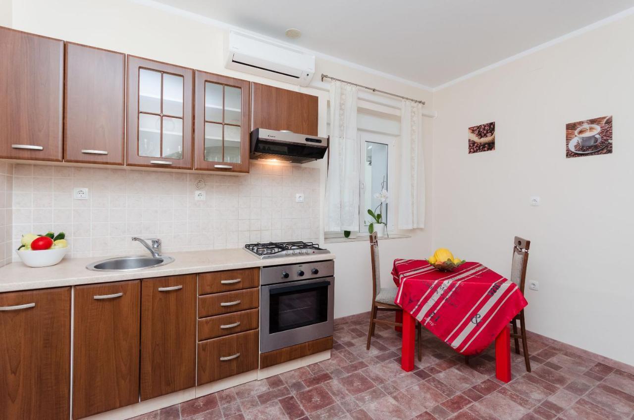 Apartment Aleksandra Rijeka Buitenkant foto